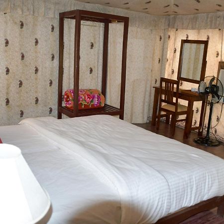 Sultan Bagh Resort By The Sky Imperial 萨瓦伊马多普尔 客房 照片