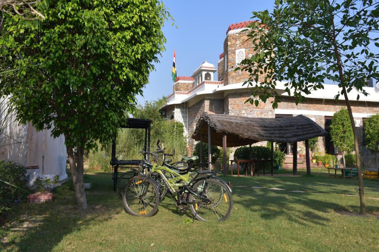 Sultan Bagh Resort By The Sky Imperial 萨瓦伊马多普尔 外观 照片
