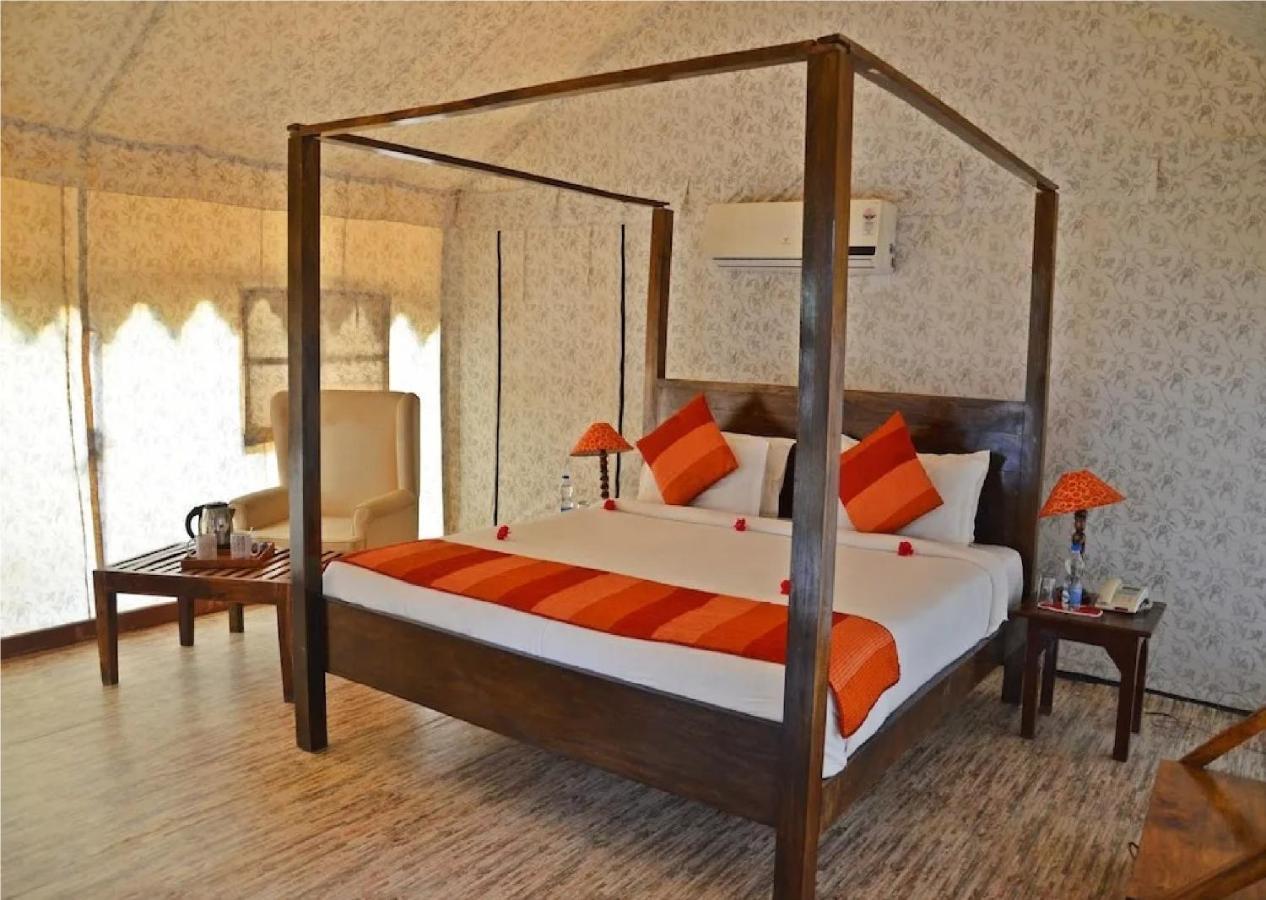 Sultan Bagh Resort By The Sky Imperial 萨瓦伊马多普尔 外观 照片