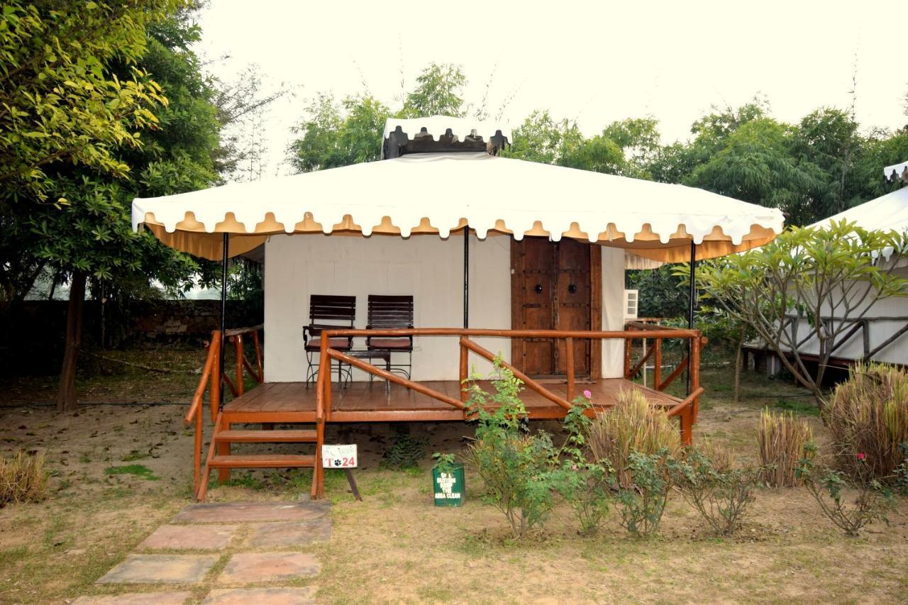 Sultan Bagh Resort By The Sky Imperial 萨瓦伊马多普尔 外观 照片