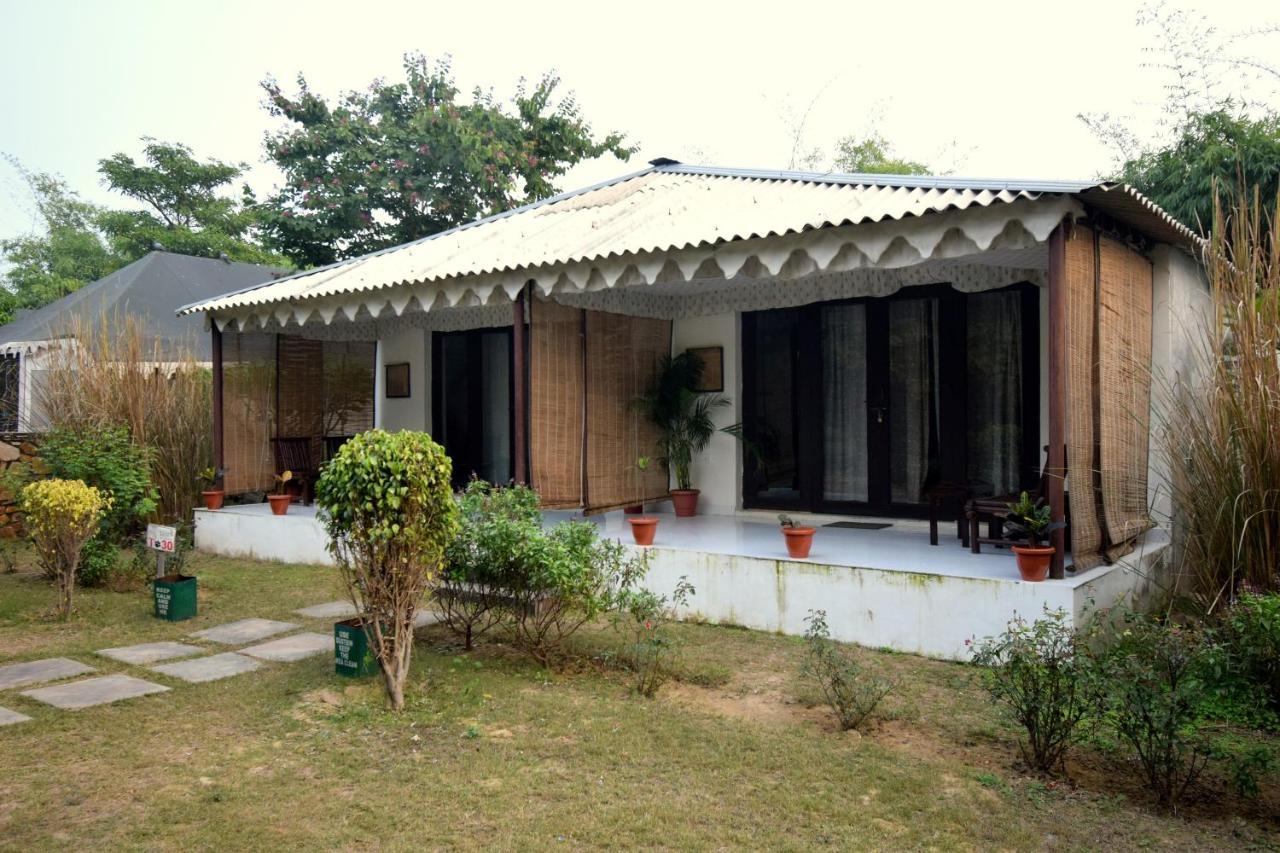 Sultan Bagh Resort By The Sky Imperial 萨瓦伊马多普尔 外观 照片