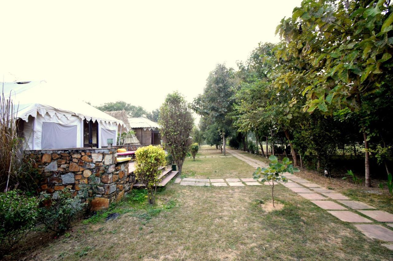 Sultan Bagh Resort By The Sky Imperial 萨瓦伊马多普尔 外观 照片