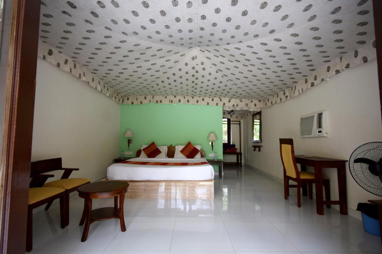 Sultan Bagh Resort By The Sky Imperial 萨瓦伊马多普尔 外观 照片