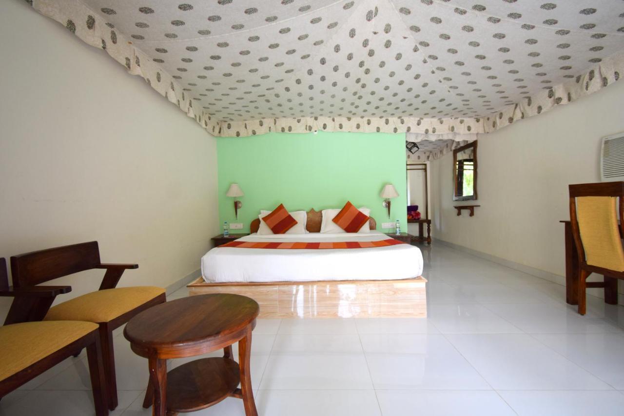 Sultan Bagh Resort By The Sky Imperial 萨瓦伊马多普尔 外观 照片